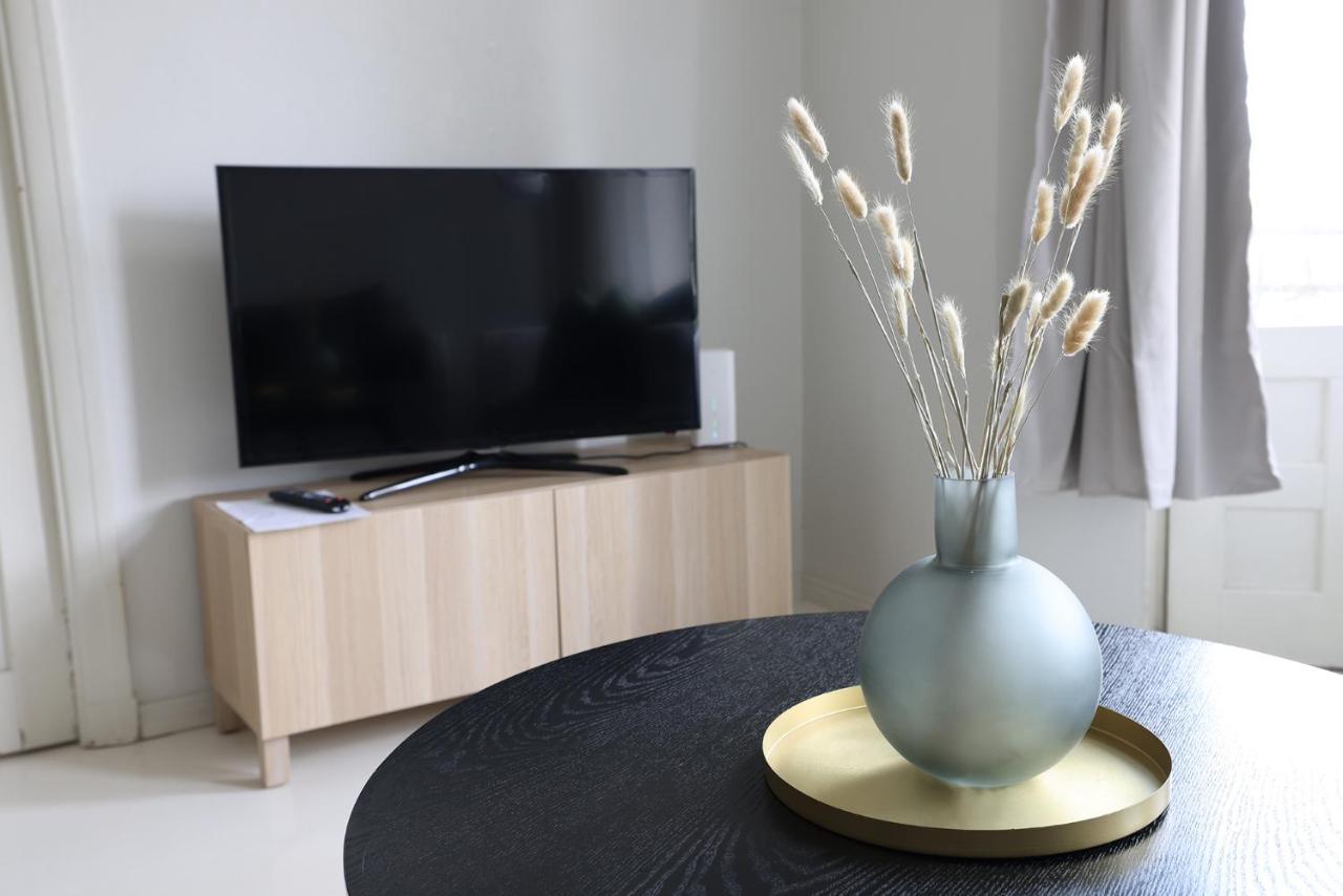 2Ndhomes City Center 2Br Apartment With Balcony And Sauna By Kaisaniemi Park Ελσίνκι Εξωτερικό φωτογραφία